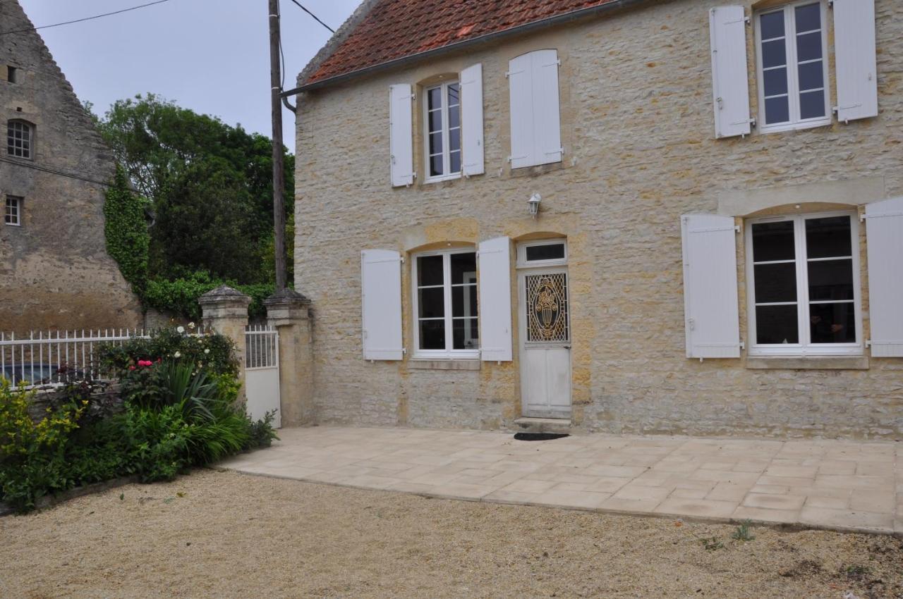 Le Petit Clos Du Bessin Longues-sur-Mer Kültér fotó